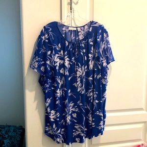 Flower print , lightweight top